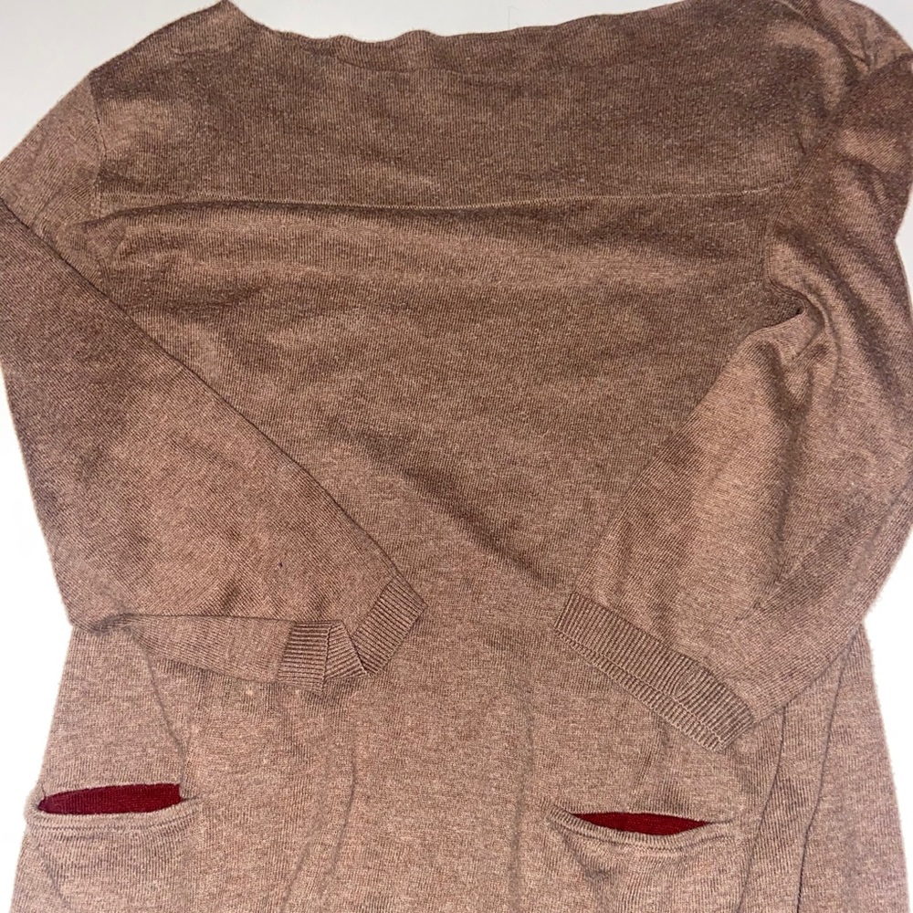 Super cute brown shirt